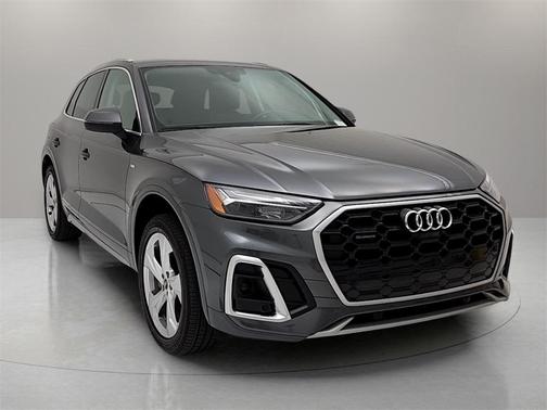 2023 Audi Q5 45 S line quattro Premium