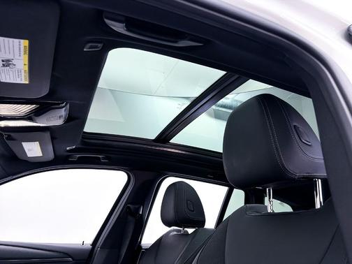 Alpine White 2023 BMW X3 sDrive30i
