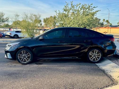 2023 Kia Forte GT-Line