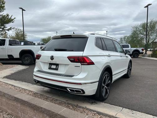 2022 Volkswagen Tiguan 2.0T SEL R-Line