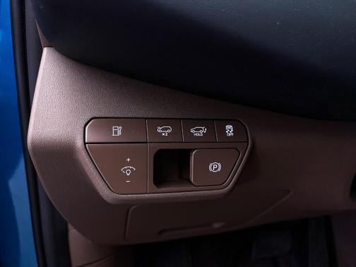 Ocean Blue 2024 Kia EV9 Land
