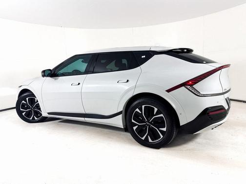 2022 Kia EV6 GT-Line