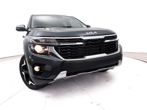 Gravity Gray 2024 Kia Seltos EX