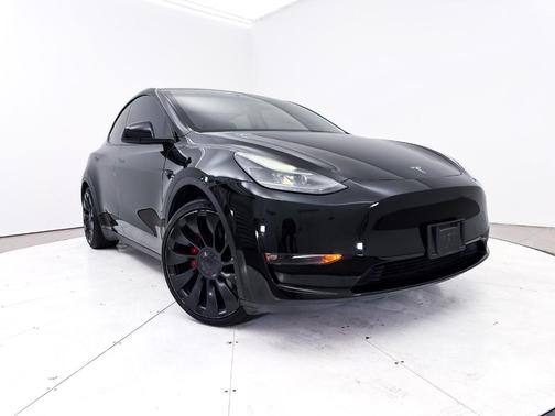 Black 2022 Tesla Model Y Performance