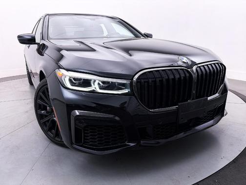 2022 BMW 750 i xDrive
