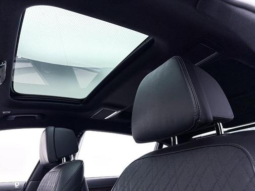 2022 BMW 750 i xDrive