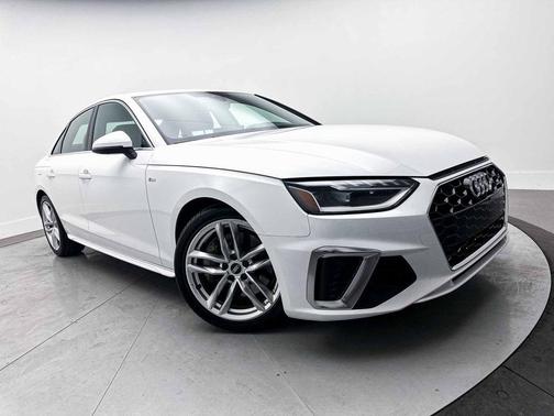 2023 Audi A4 45 S line Premium Plus