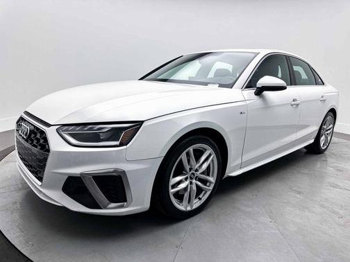 2023 Audi A4 45 S line Premium Plus