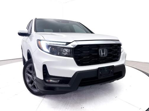 Platinum White Pearl 2023 Honda Passport EX-L