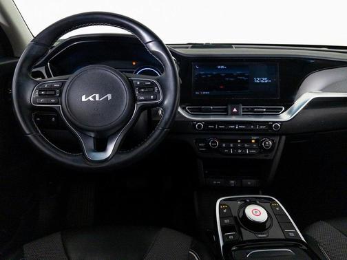 2022 Kia Niro EV EX
