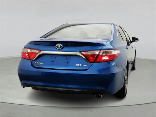 2017 Toyota Camry Hybrid SE