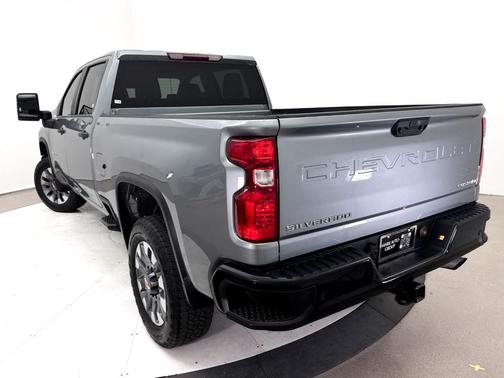 Sterling Gray Metallic 2024 Chevrolet Silverado 2500 Custom