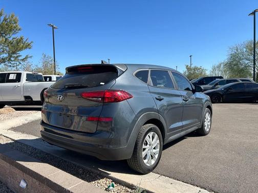 2019 Hyundai TUCSON SE