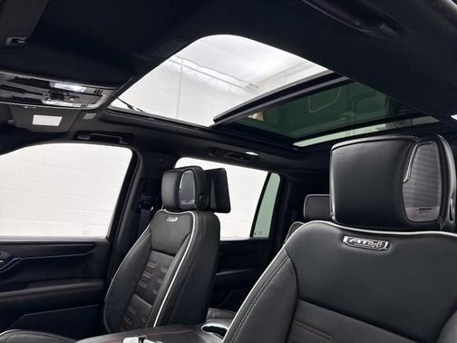 2025 GMC Yukon XL AT4 Ultimate