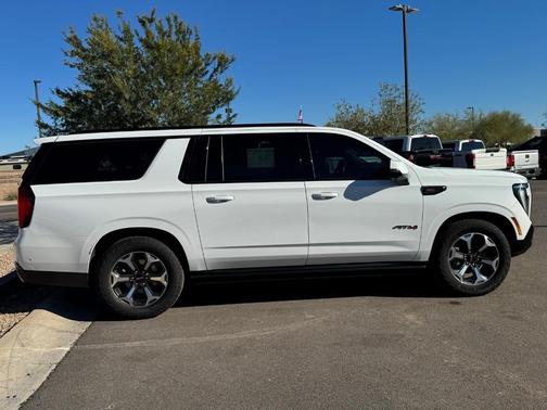 2025 GMC Yukon XL AT4 Ultimate