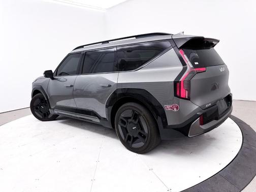 2024 Kia EV9 GT-Line