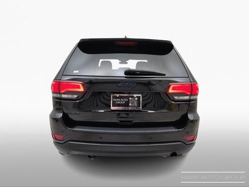 2019 Jeep Grand Cherokee Laredo