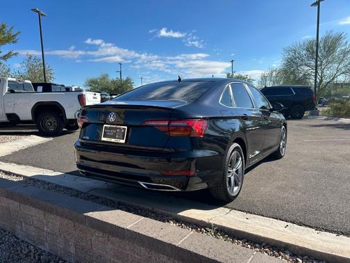 2019 Volkswagen Jetta 1.4T R-Line