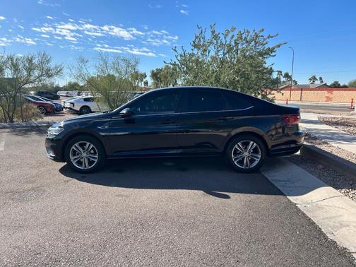 2019 Volkswagen Jetta 1.4T R-Line