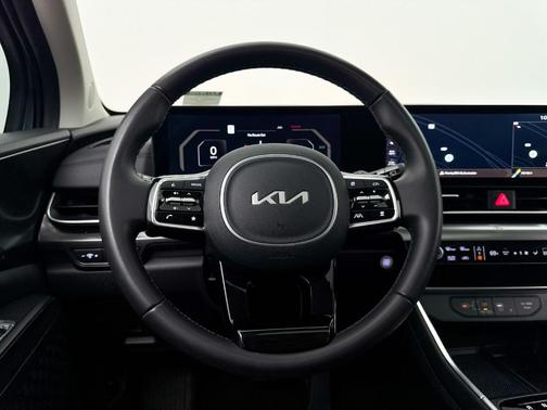 2025 Kia Carnival Hybrid SX