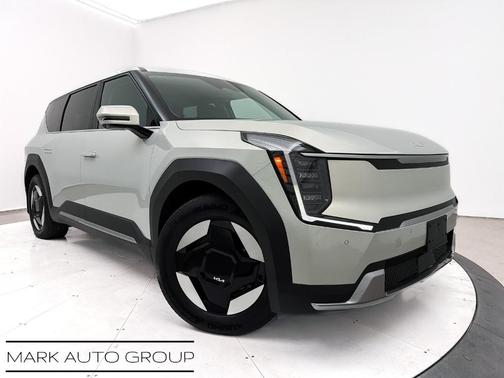 2024 Kia EV9 Light Long Range