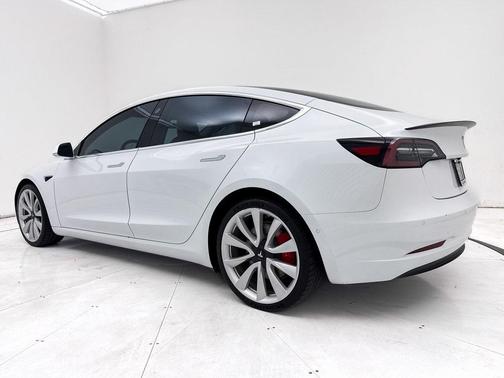 2018 Tesla Model 3 Long Range
