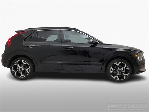 2024 Kia Niro SX Touring