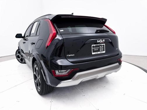 2024 Kia Niro SX Touring