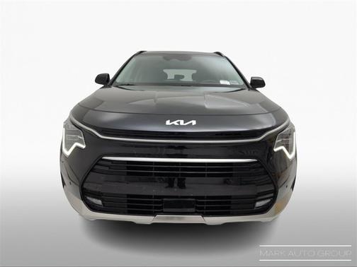 2024 Kia Niro SX Touring
