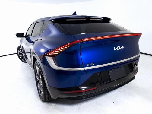 2023 Kia EV6 Wind