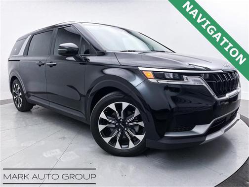 2023 Kia Carnival EX