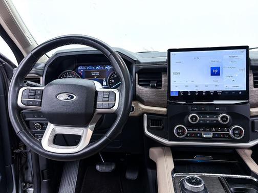 Iconic Silver Metallic 2024 Ford Expedition Max Limited