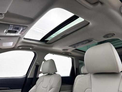 Midnight Black 2023 Kia Telluride SX