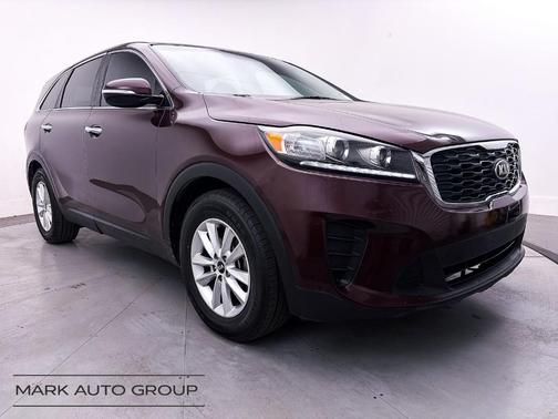 Sangria Red 2019 Kia Sorento LX