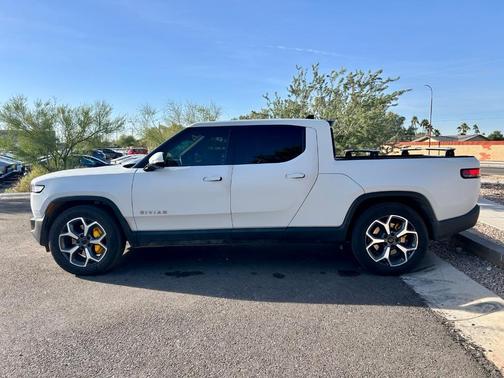 2022 Rivian R1T Adventure Package