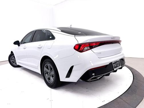Glacial White Pearl 2024 Kia K5 LXS