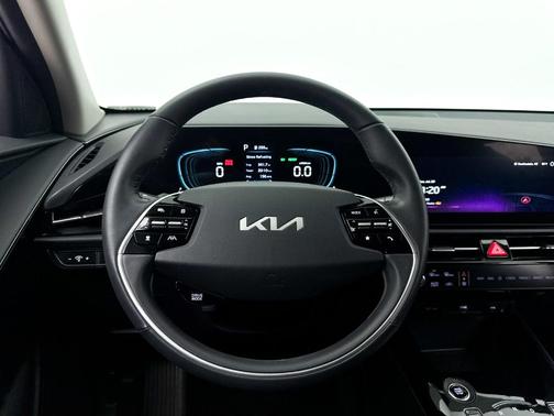 Green 2023 Kia Niro Plug-In Hybrid EX