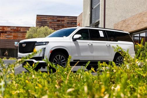 2024 Cadillac Escalade ESV Sport Platinum