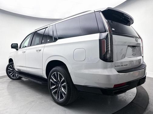 2024 Cadillac Escalade ESV Sport Platinum