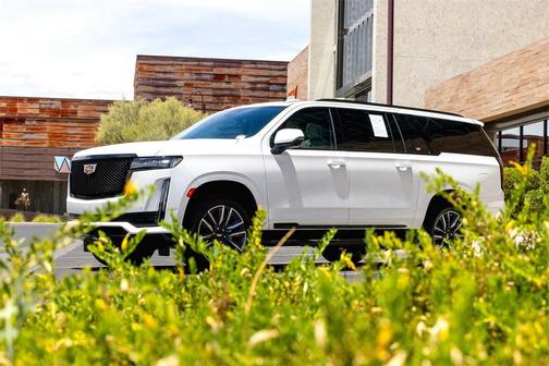 2024 Cadillac Escalade ESV Sport Platinum