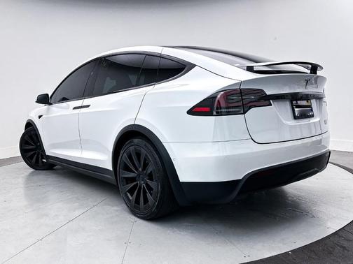 2022 Tesla Model X Plaid