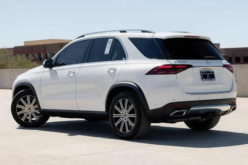White 2024 Mercedes-Benz GLE 450 4MATIC
