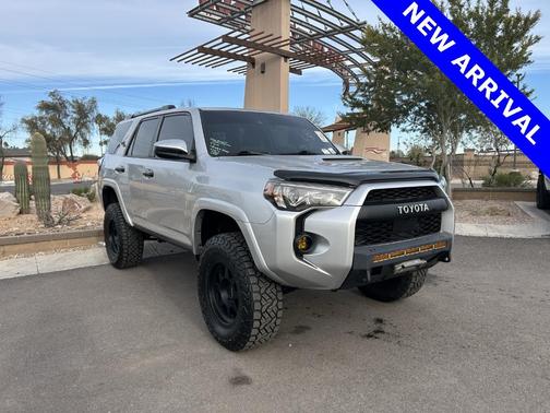 2022 Toyota 4Runner TRD Off Road