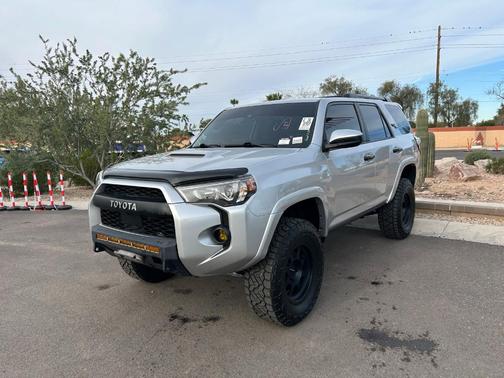 2022 Toyota 4Runner TRD Off Road
