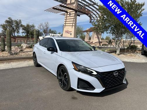 2024 Nissan Altima 2.5 SR