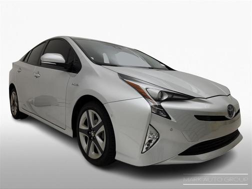 2018 Toyota Prius Four Touring
