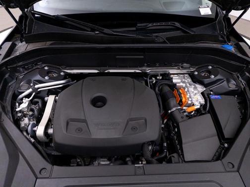 2022 Volvo XC90 Recharge Plug-In Hybrid T8 Inscription Extended Range 7P