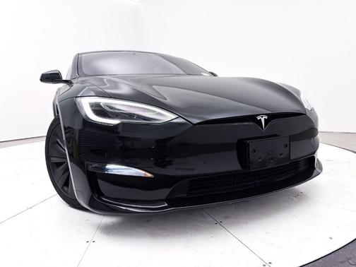 2022 Tesla Model S Base