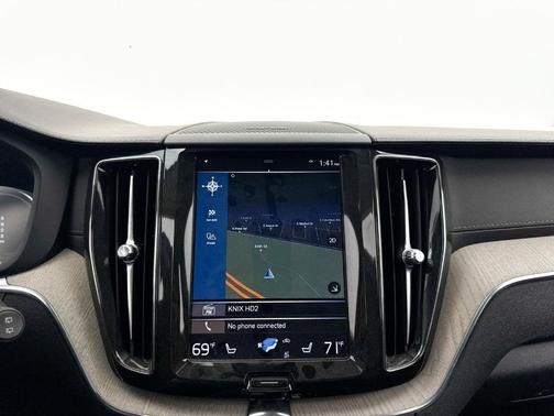 2019 Volvo XC60 Recharge Plug-In Hybrid T8 Inscription