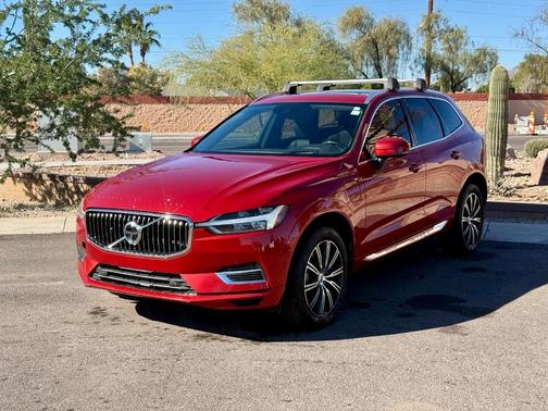 2019 Volvo XC60 Recharge Plug-In Hybrid T8 Inscription